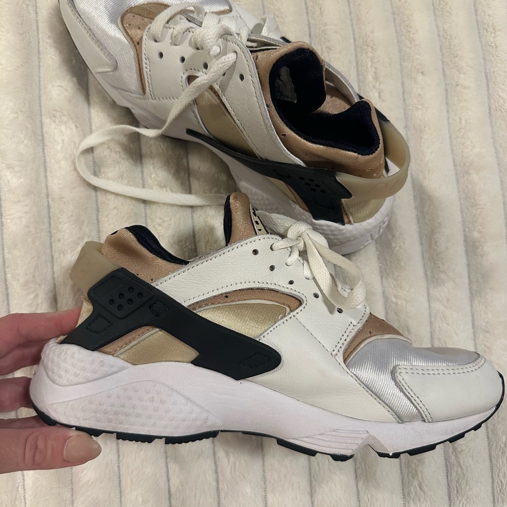 Women’s Nike Haurache